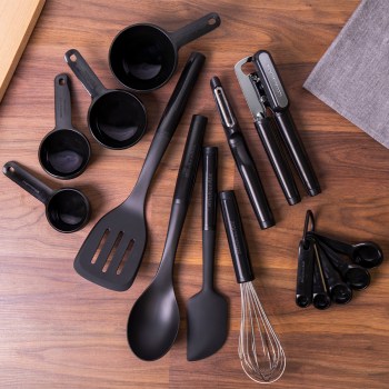 narzędzia kuchenne KitchenAid, akcesoria kuchenne KitchenAid, przybory kuchenne, KitchenAid KQG447BXOBE, akcesoria do pieczenia