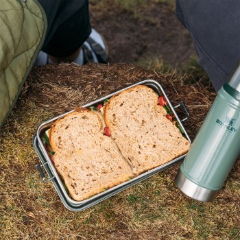 metalowy pojemnik na kanapki, metalowe pudełko na kanapki Stanley 10-10668-001, lunchbox Stanley