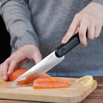 nóż do mięsa, nóż japoński, nóż stal japońska, nóż ze stali nierdzewnej, kolorowe noże, nóż do wędlin, nóż Trebonn Black 1322104