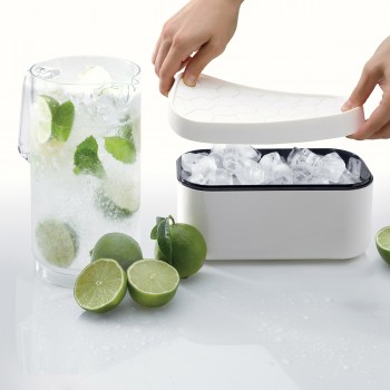 foremka do lodu, forma do lodu, kostki lodu, ICE BOX, pudełko na lód, pudełko na lód Lekue, lód do drinków, jak przechowywać lód, w czym przechowywać lód, pojemnik na lód, pojemnik na kostki lodu, pojemnik na lód Lekue, ice box Lekue